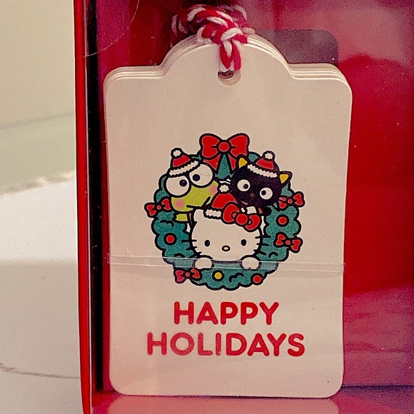 Hello Kitty and Friends  Christmas Holiday 20 Gift Tags - Picture 2 of 3